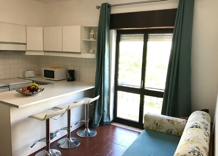 Breezy Nest By Ithouse